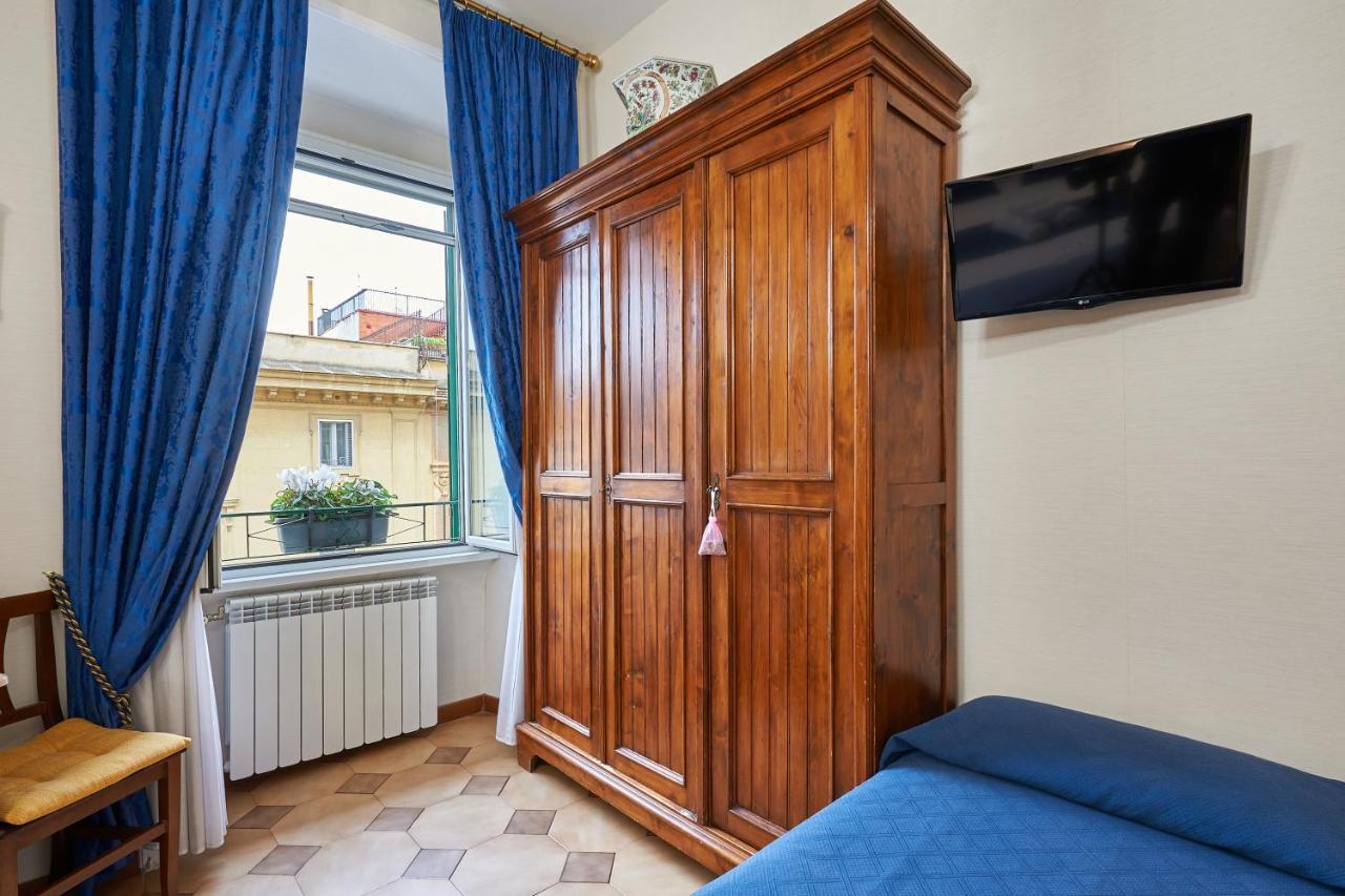 Fabrizio'S Rooms Рим Екстериор снимка
