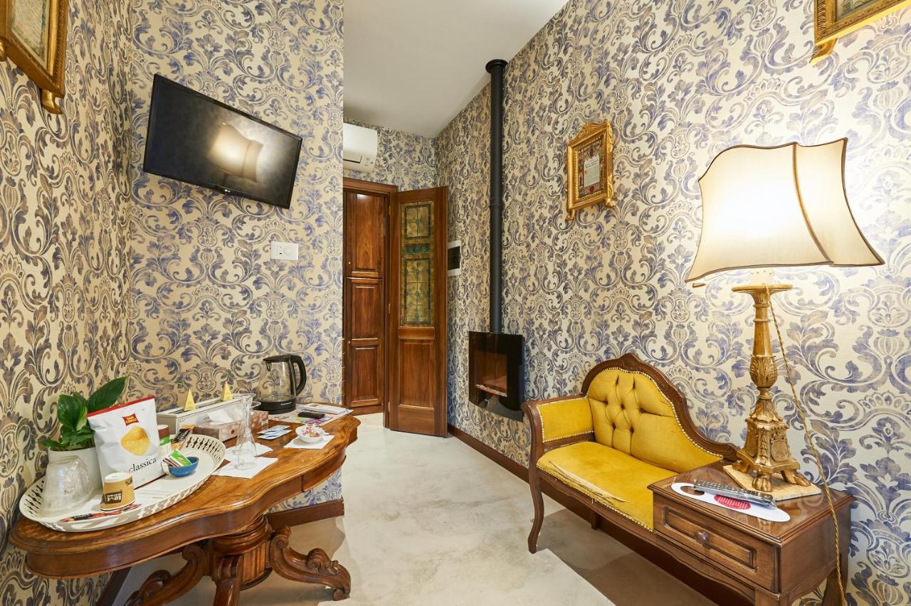Fabrizio'S Rooms Рим Екстериор снимка